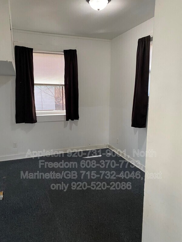 Building Photo - S7559 US-12