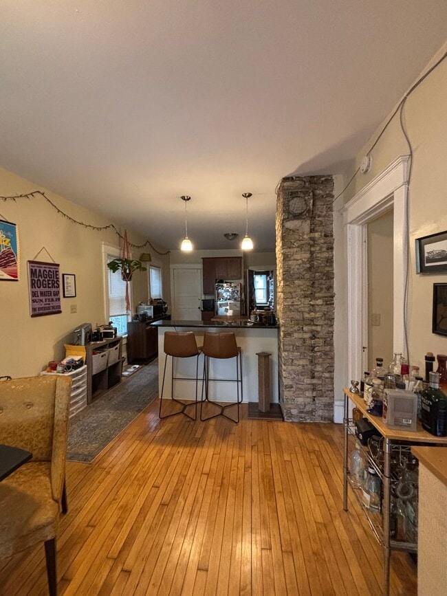 Building Photo - 2939-39B N Pierce St