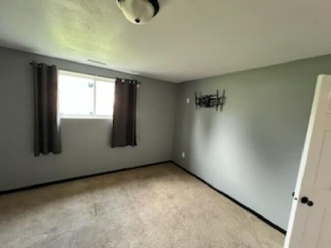 Building Photo - 1309 8th St NW