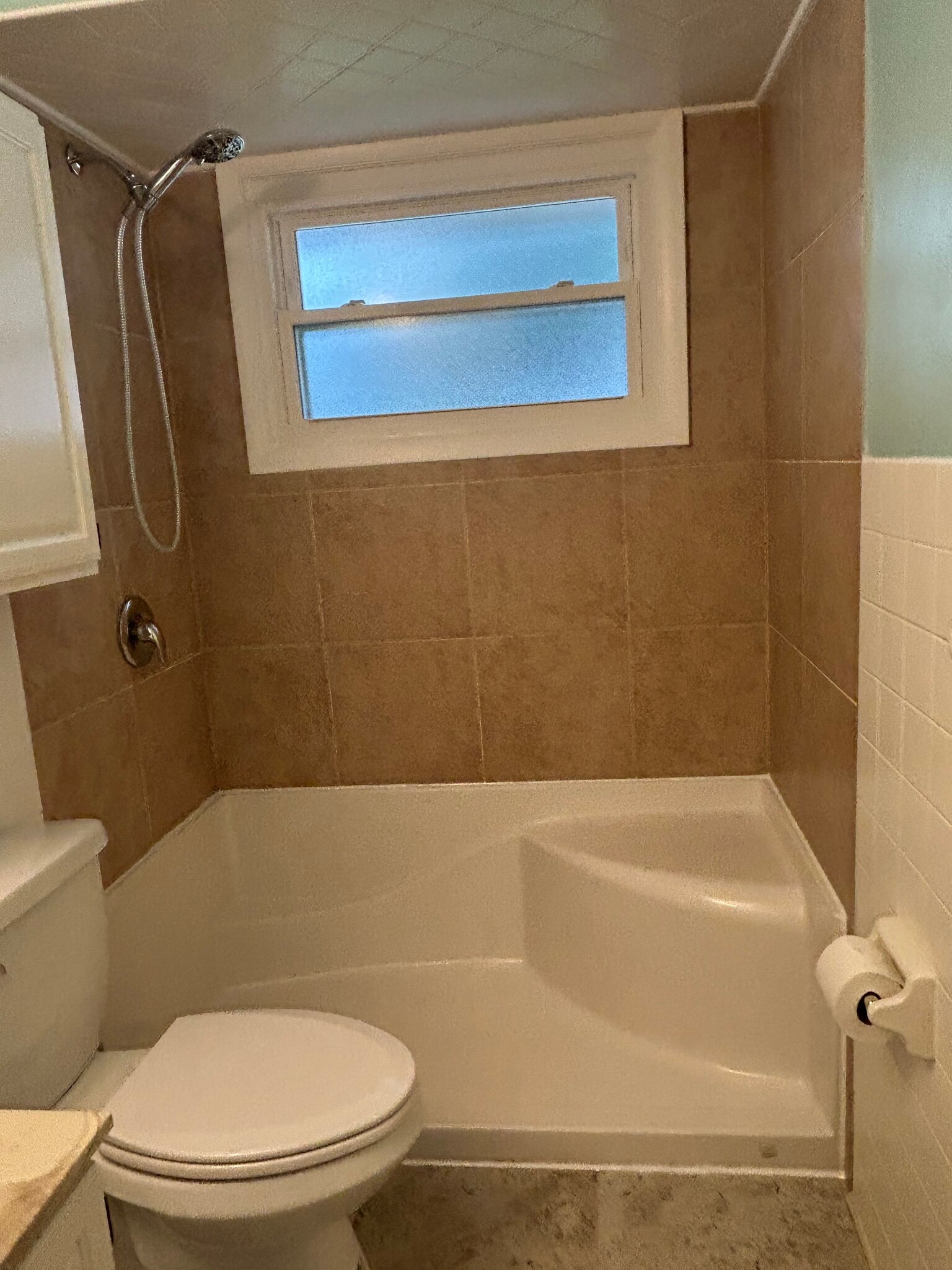 Bathroom with shower - 1103 Beechwood Dr