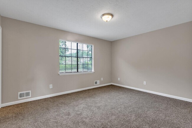 Building Photo - 8989 Teal Ln