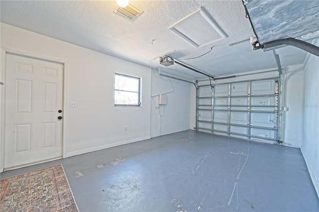 Building Photo - 547 Hobart Rd