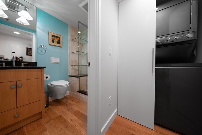 Building Photo - 60 Commercial Wharf