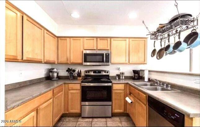 Building Photo - 18404 N 147th Dr