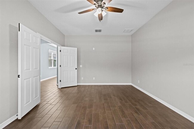 Building Photo - 1099 Multiflora Lp