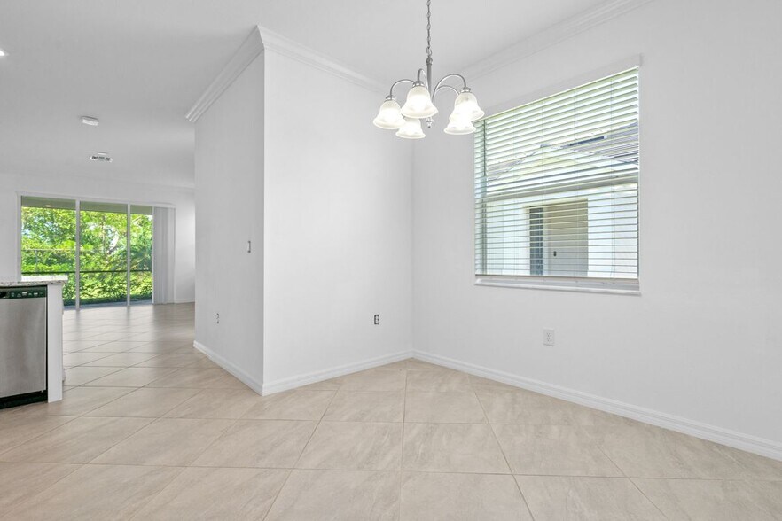 Building Photo - 4288 Lemongrass Dr