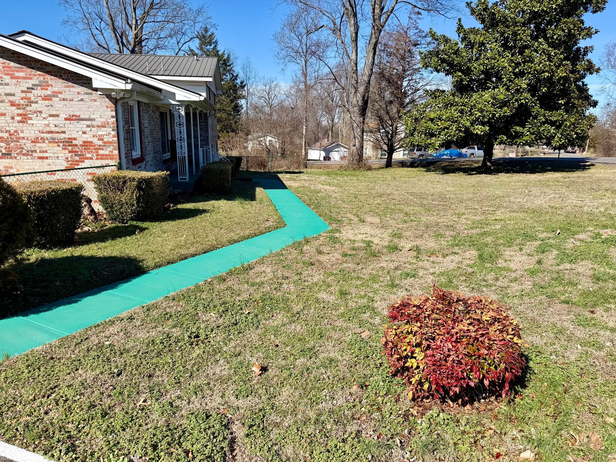 Building Photo - 401 Old Hopkinsville Hwy