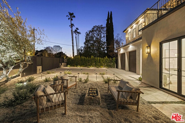 Building Photo - 14273 Greenleaf St