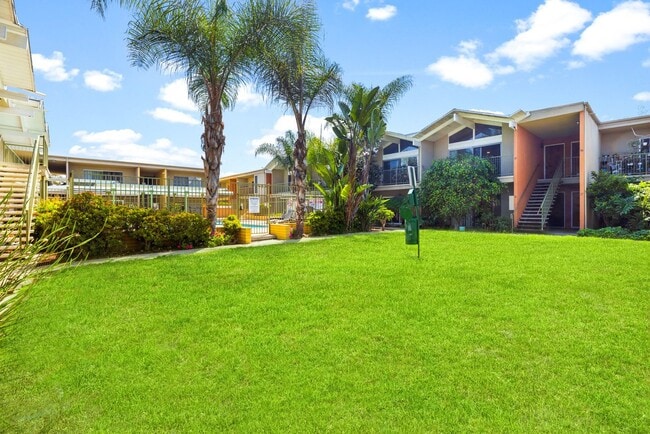 Interior Photo - Molokai Apartments