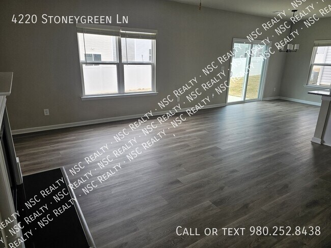 Building Photo - 4220 Stoneygreen Ln