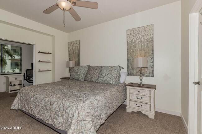 Building Photo - 2511 W Queen Creek Rd