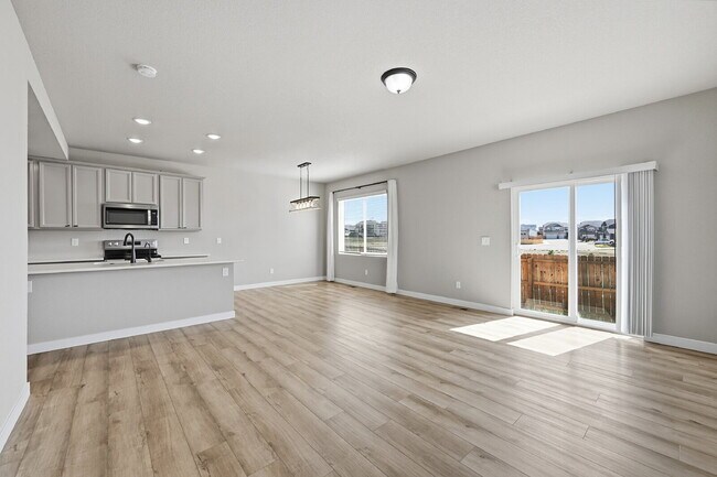 Building Photo - $2,340.95, 3 bed, 2.5 bath located in Colorado Springs with a fenced back yard