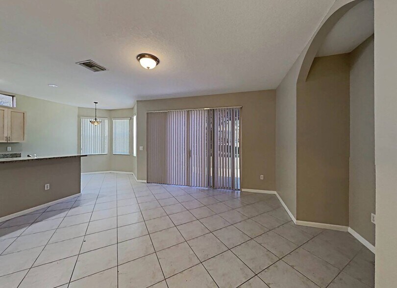 Building Photo - 17113 SW 49th Pl