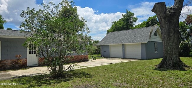 Building Photo - 4556 Cambridge Rd