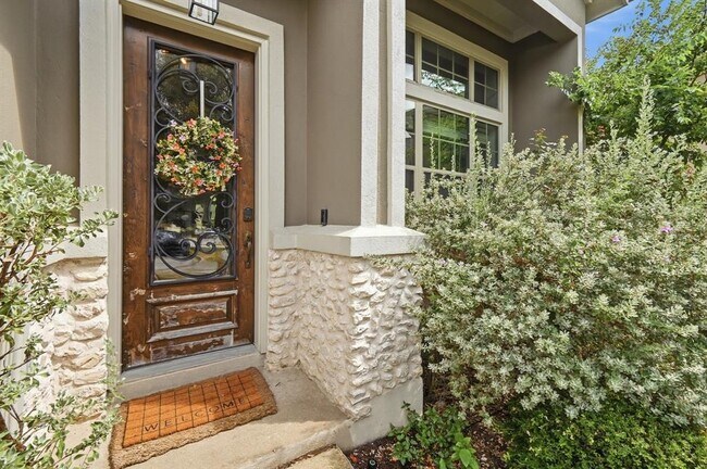 Building Photo - 4325 Tambre Bend