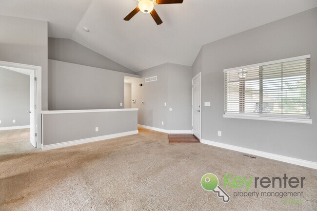 Building Photo - 2401-2403 E Coolwater St Duplex