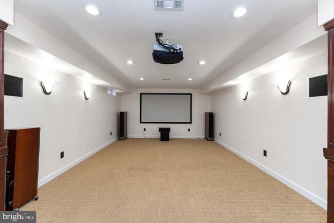 Building Photo - 3725 Sprigg St N