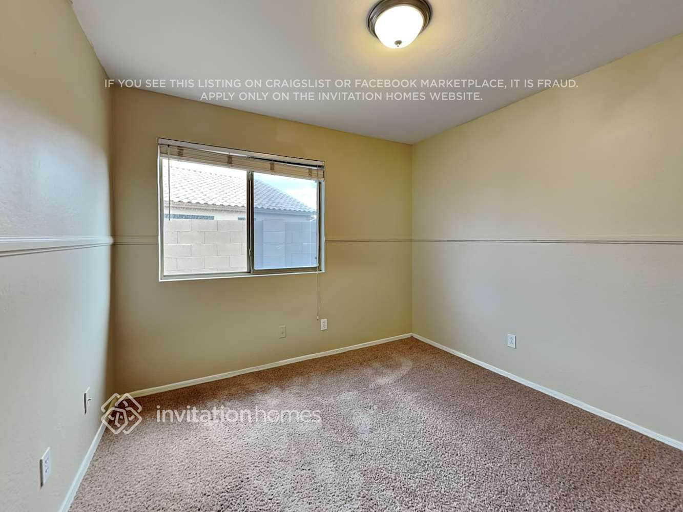 Building Photo - 15023 W Watson Ln