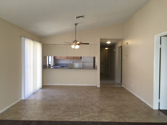 Building Photo - Great Location close to shopping at Durango and Summerlin Parkway