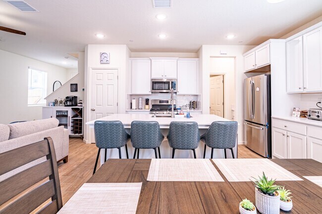 Building Photo - 6446 E Meritage Dr