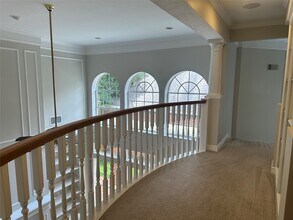 Building Photo - 3415 Kingsway Ct