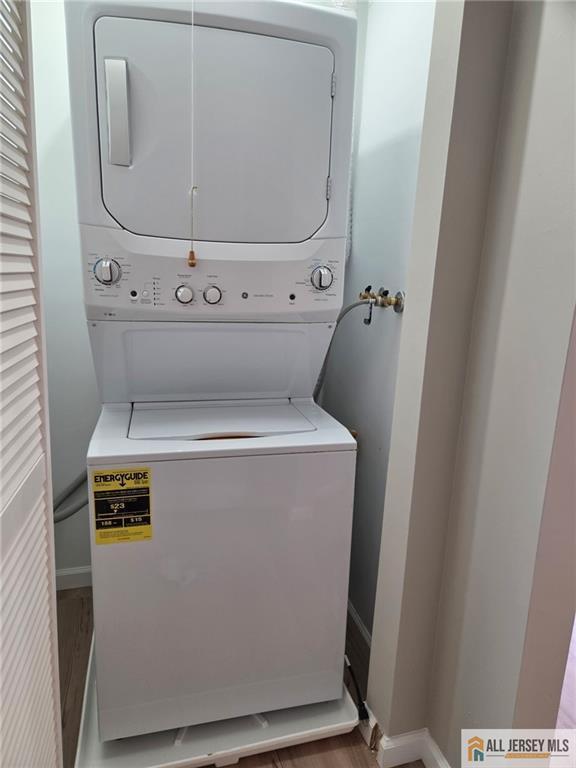 Building Photo - 645 Cricket Ln