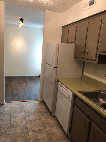 New Fridge - 515 Basswood Ave