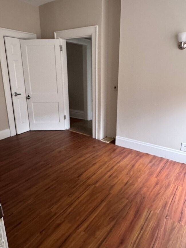 Building Photo - 1766-1768 Oak St