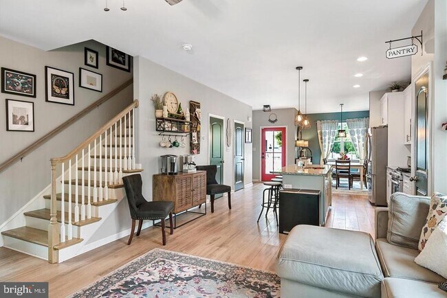 Building Photo - 26 High St