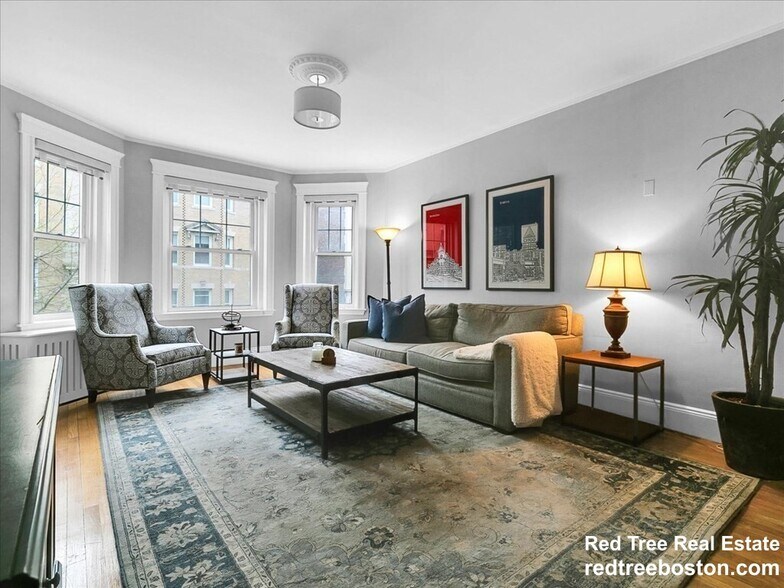 Building Photo - 80 Browne St