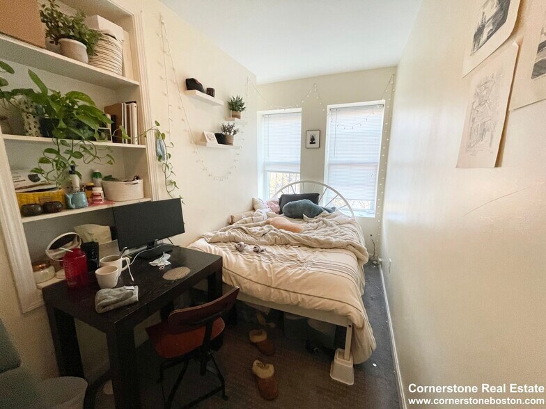 Building Photo - 588 Columbus Ave