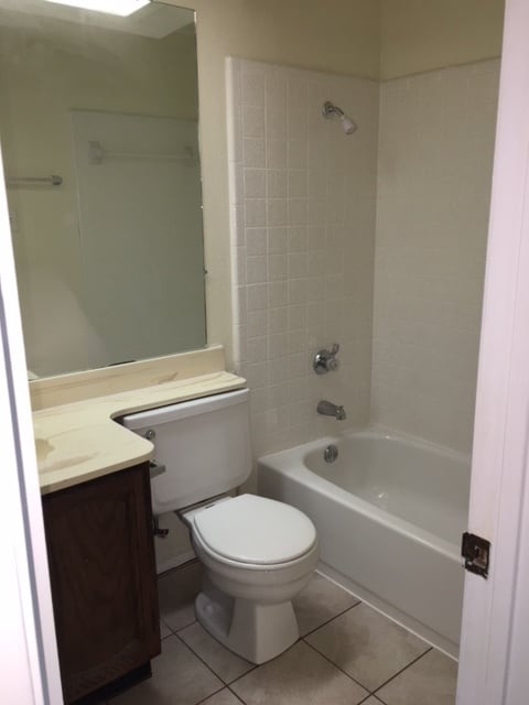 Building Photo - 421 San Mateo Dr