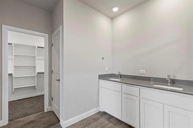 Building Photo - 801 Chaplin Dr