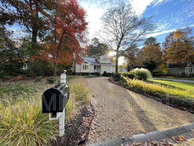 Building Photo - 4601 Winterset Pl