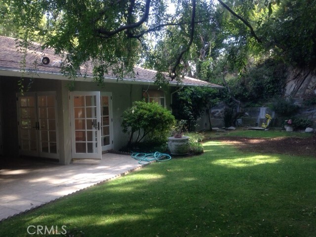 Building Photo - 123 N Glenroy Ave