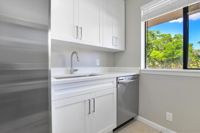 Building Photo - 400 Nottingham Cir