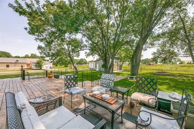 Building Photo - 407 E Broad St