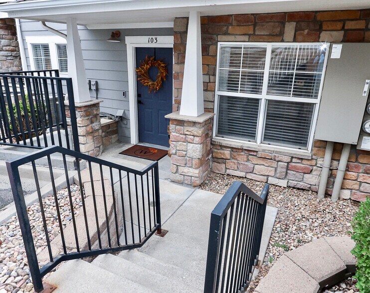 Primary Photo - 9369 Amison Cir