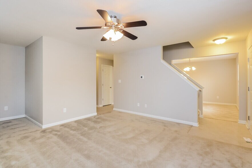 Building Photo - 2349 Bridlewood Dr