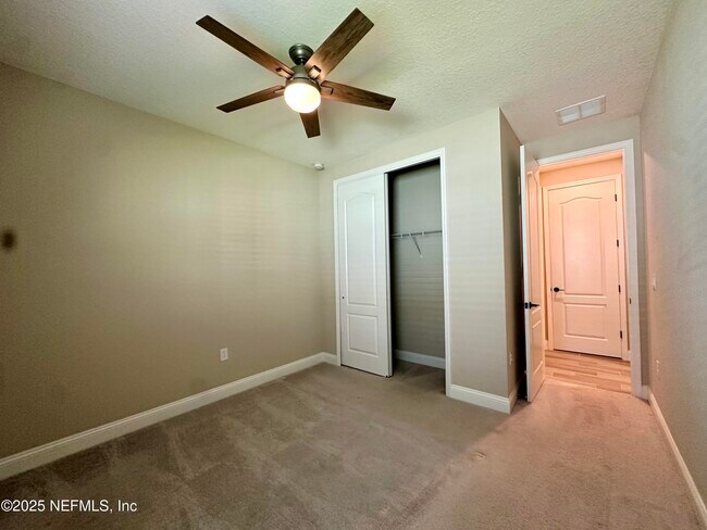 Building Photo - 134 Cobalt Ln