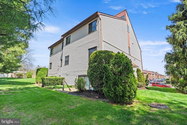 Building Photo - 9496 Convent Ln