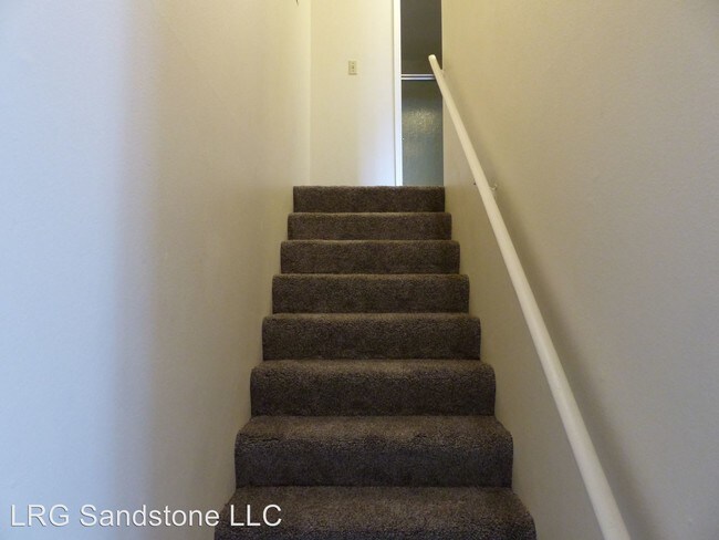 Building Photo - 1205-1215 NW Portland Ave