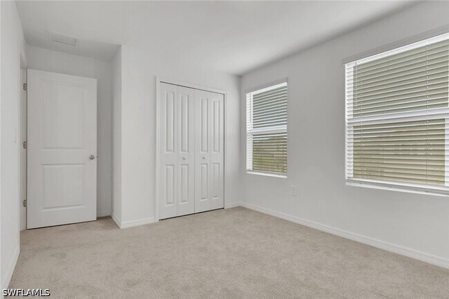 Building Photo - 19550 Fairhill Ct