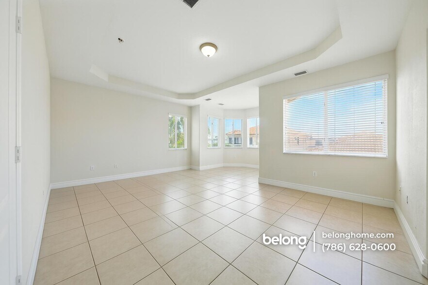Building Photo - 15386 SW 21 Ln