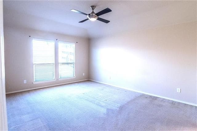 Building Photo - 1025 Lake Grove Dr