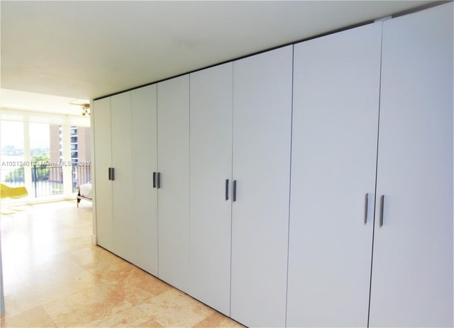 Building Photo - 770 NE 69th St