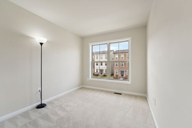 Building Photo - 13706 Petrel St