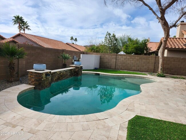 Building Photo - 2545 E Granite View Dr