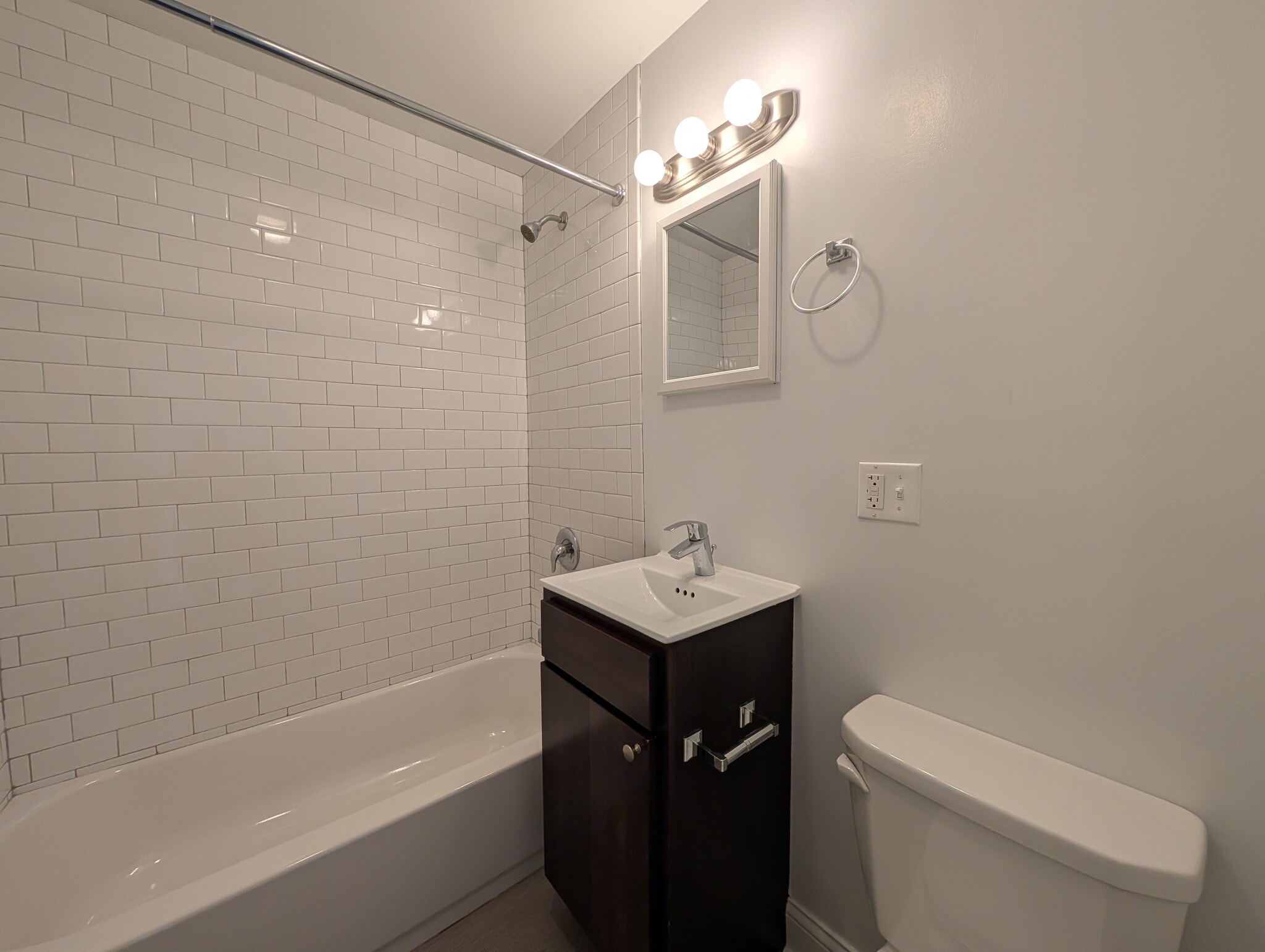 Building Photo - 2930 W Palmer St