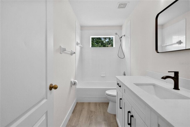 Building Photo - 12917 Grovehurst Ave